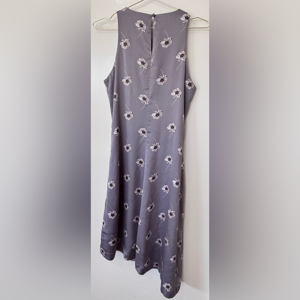 Banana Republic| Grey Floral Ombre Hem Asymmetrical Sleeveless Dress Sz 6 - Picture 4 of 8